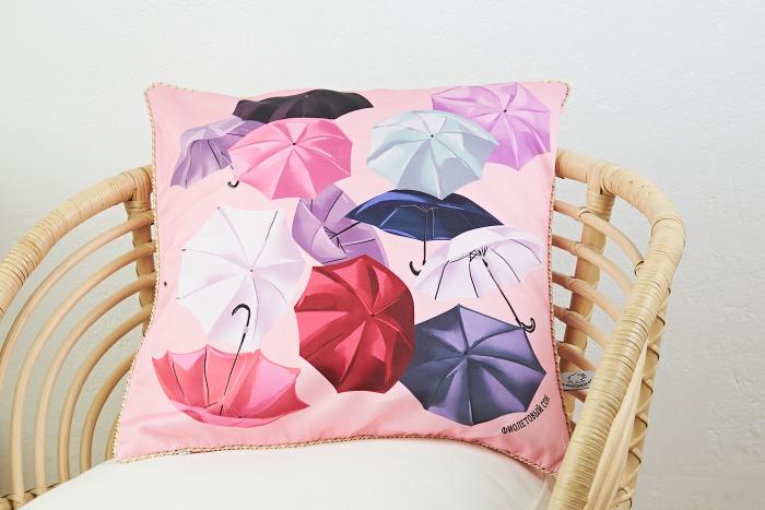 Декор-подушка "Зонты", размер 50х50 см.
